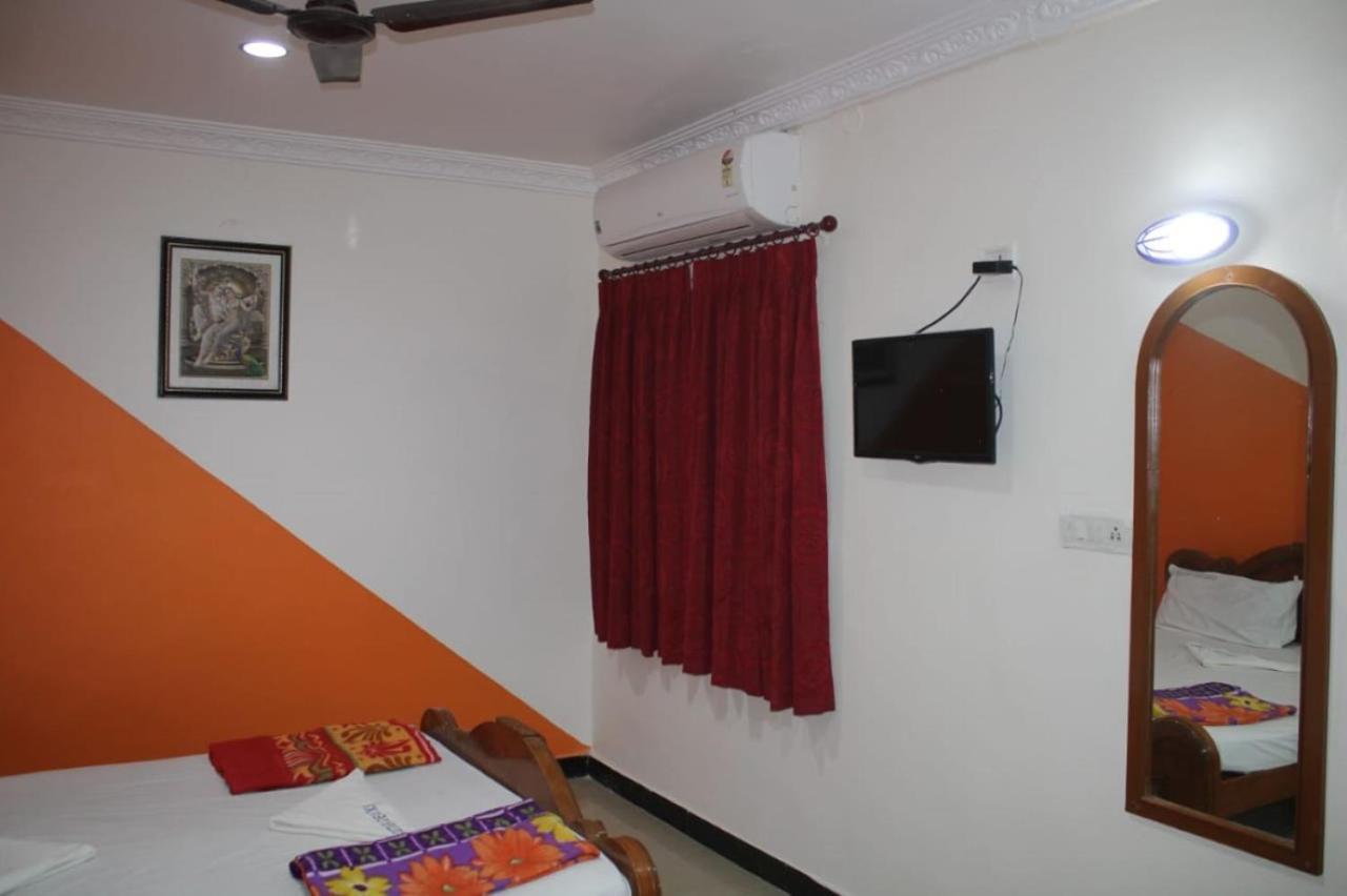 Hotel Sudhiksha Deluxe Rāmeswaram Exterior foto